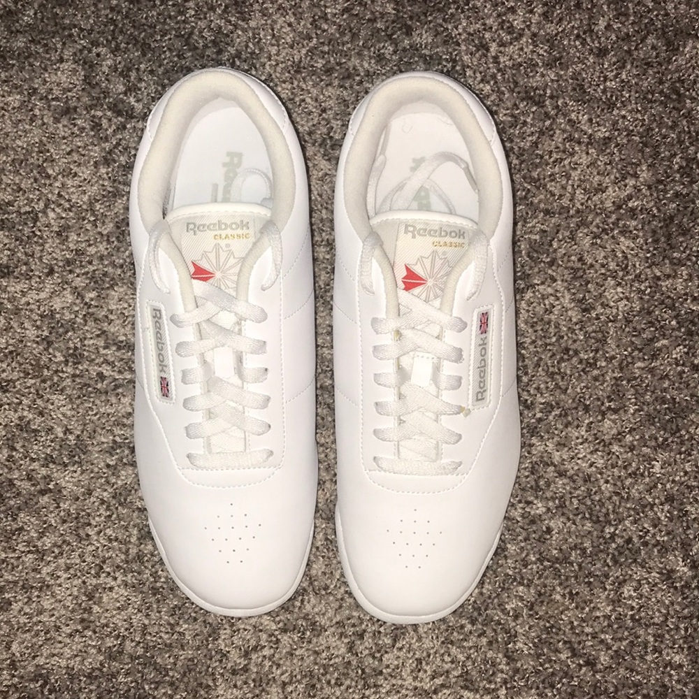 Reebok classic gym shoes